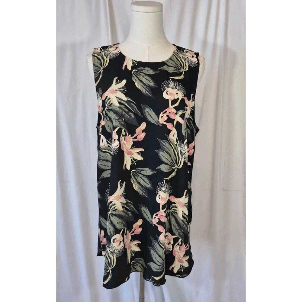 Aritzia Babaton Black Floral Sleeveless Top Large